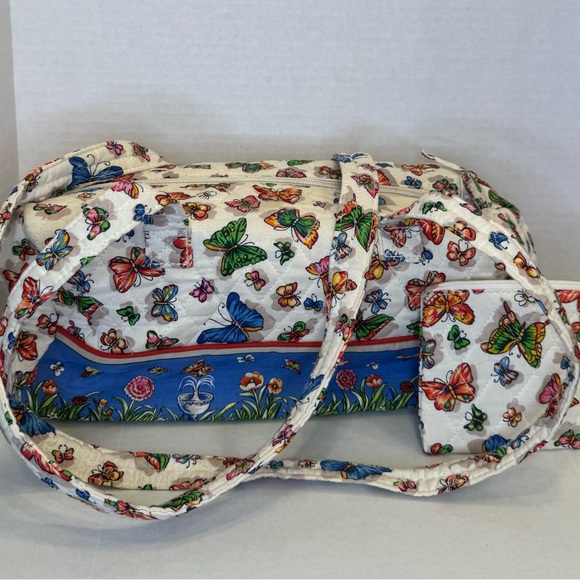 Quilted Cotton Duffle Bag with Coin Purse. Butterfly Garden Motif - Picture 3 of 8